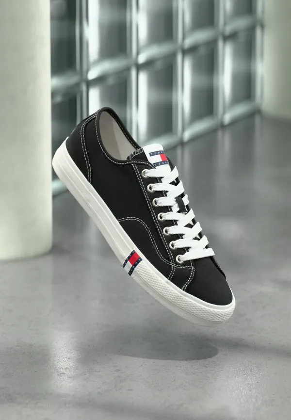 Архивные кроссовки с полосатым флагом из канваса Tommy Jeans, Black