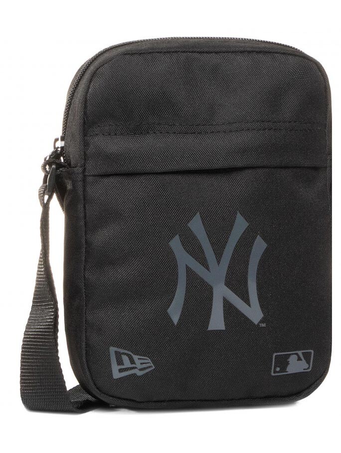 

Сумка New Era NEW YORK YANKEES, черный