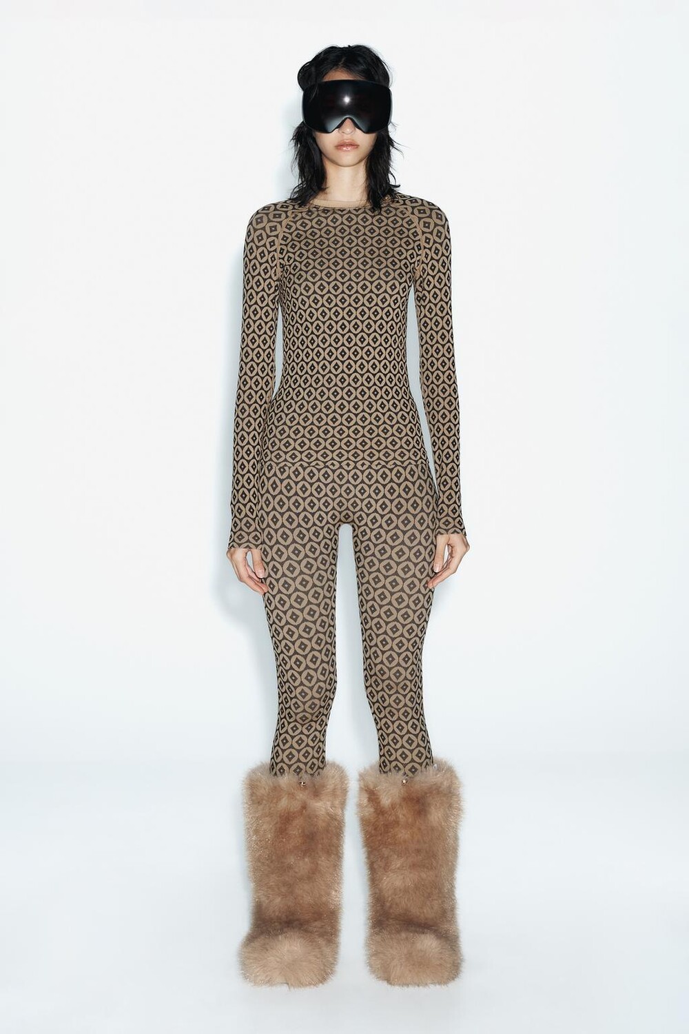 

Лыжная коллекция леггинсы из термолитного жаккардового леггинса ZARA, кэмел
