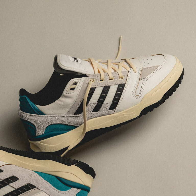 

Кроссовки artillery 24 Adidas, белый