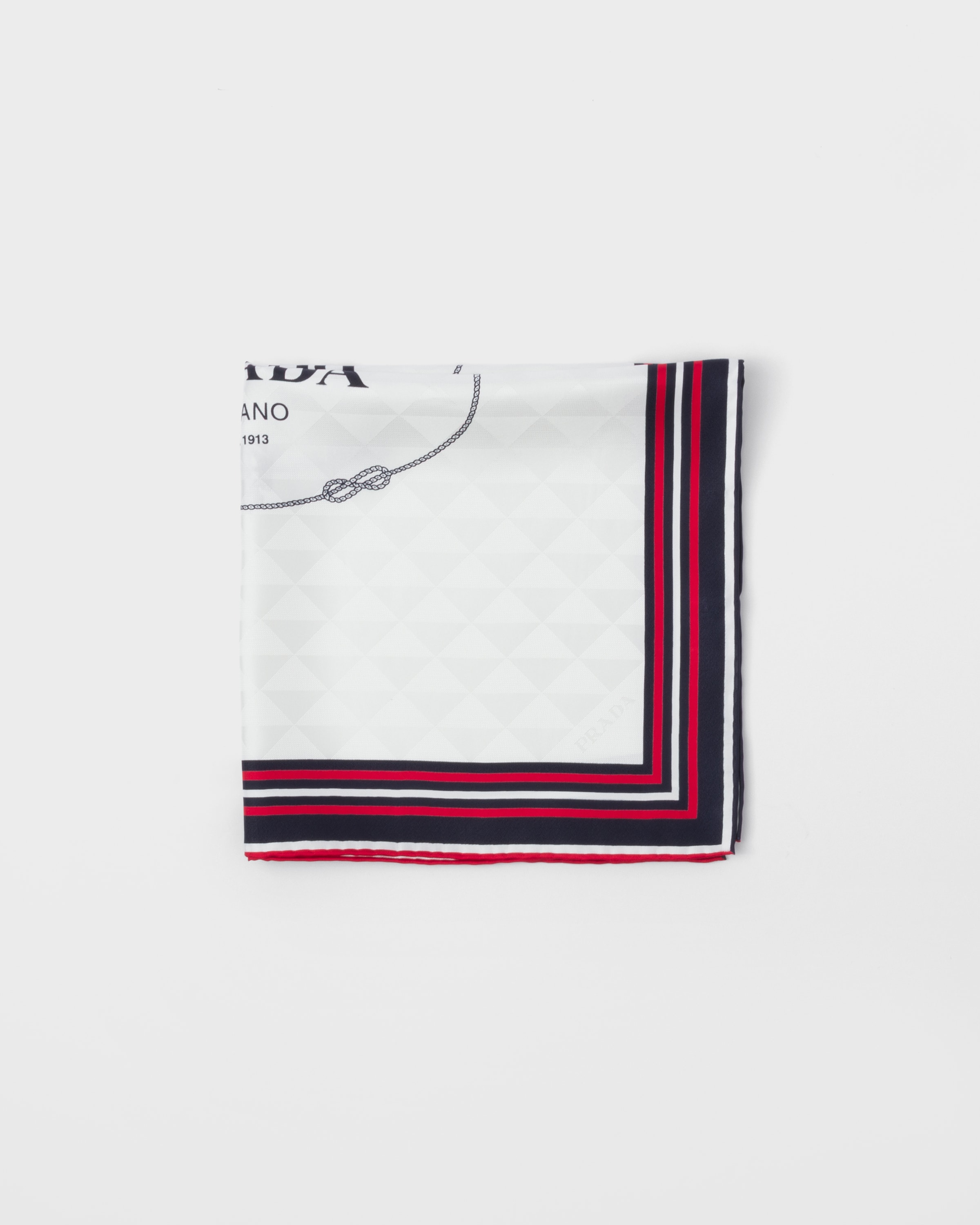 

Шарф из жаккардового шелкового твила с принтом, 55 x 55 см Prada, мелово-белый/синий