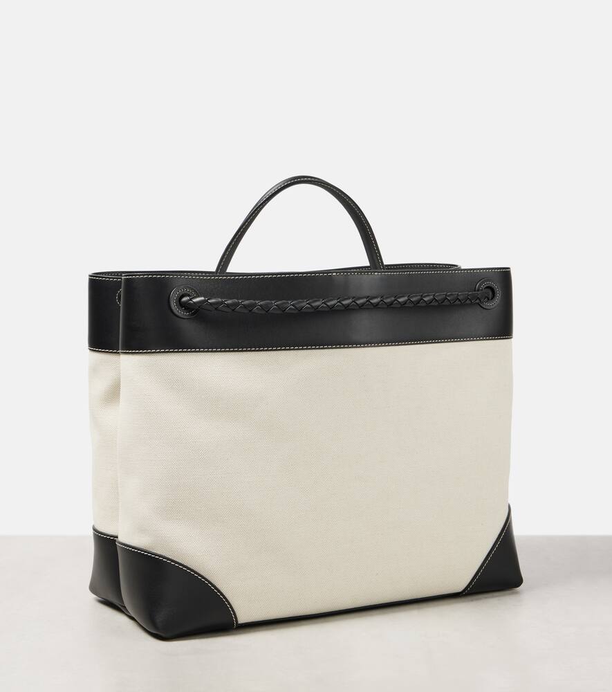 Сумка-тоут Andiamo Large из холста с кожаными деталями Bottega Veneta, Natural/N-n/Bl-Ot.I — фото 4