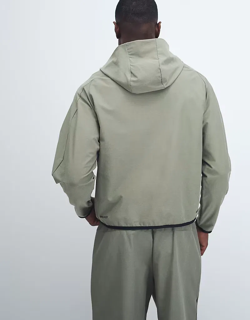 Спортивная куртка-худи Nike Tech Shori на молнии, светлый хаки — фото 4
