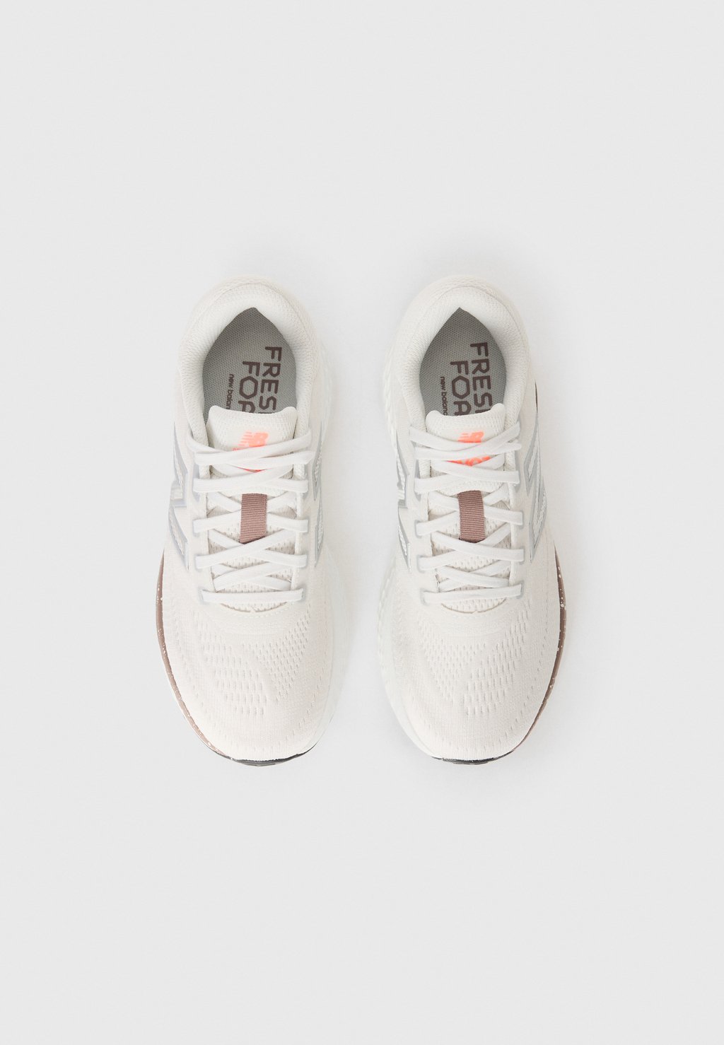 Обувь для бега EVOZ V4 New Balance, серый — фото 4