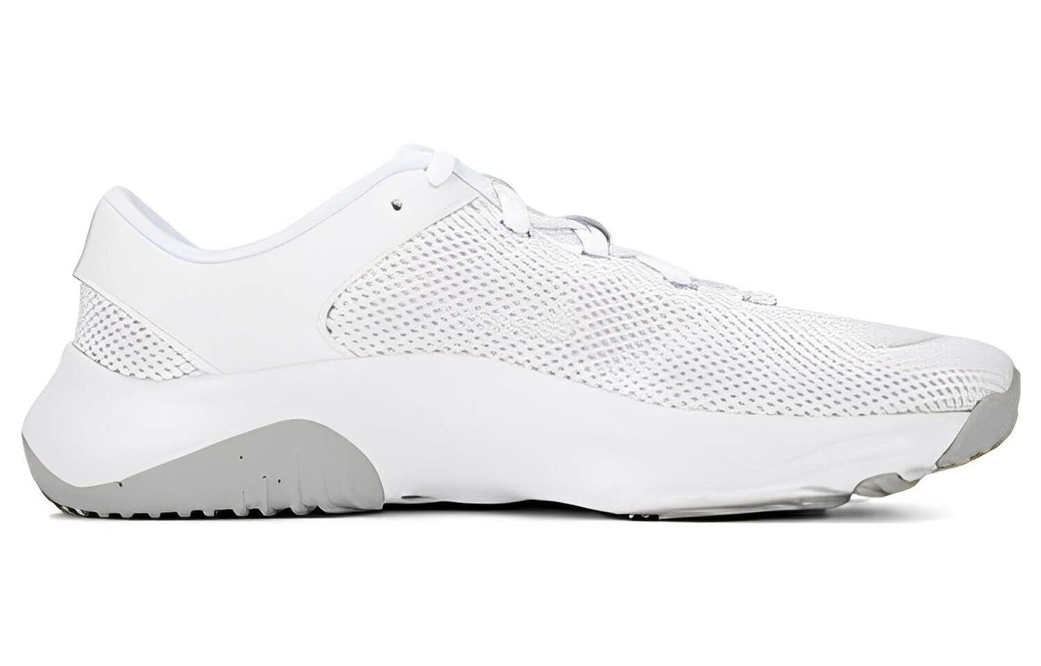 Кроссовки Nike Legend Essential для женщин — фото 2