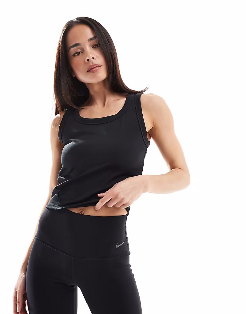 

Топ Nike One Training Dri-FIT черного цвета с вырезом-замочной скважиной Nike Training
