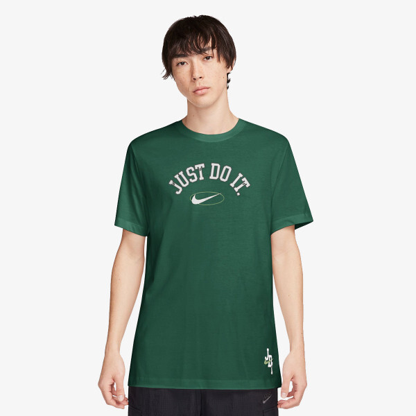 

Футболка спортивная Nike, зеленый