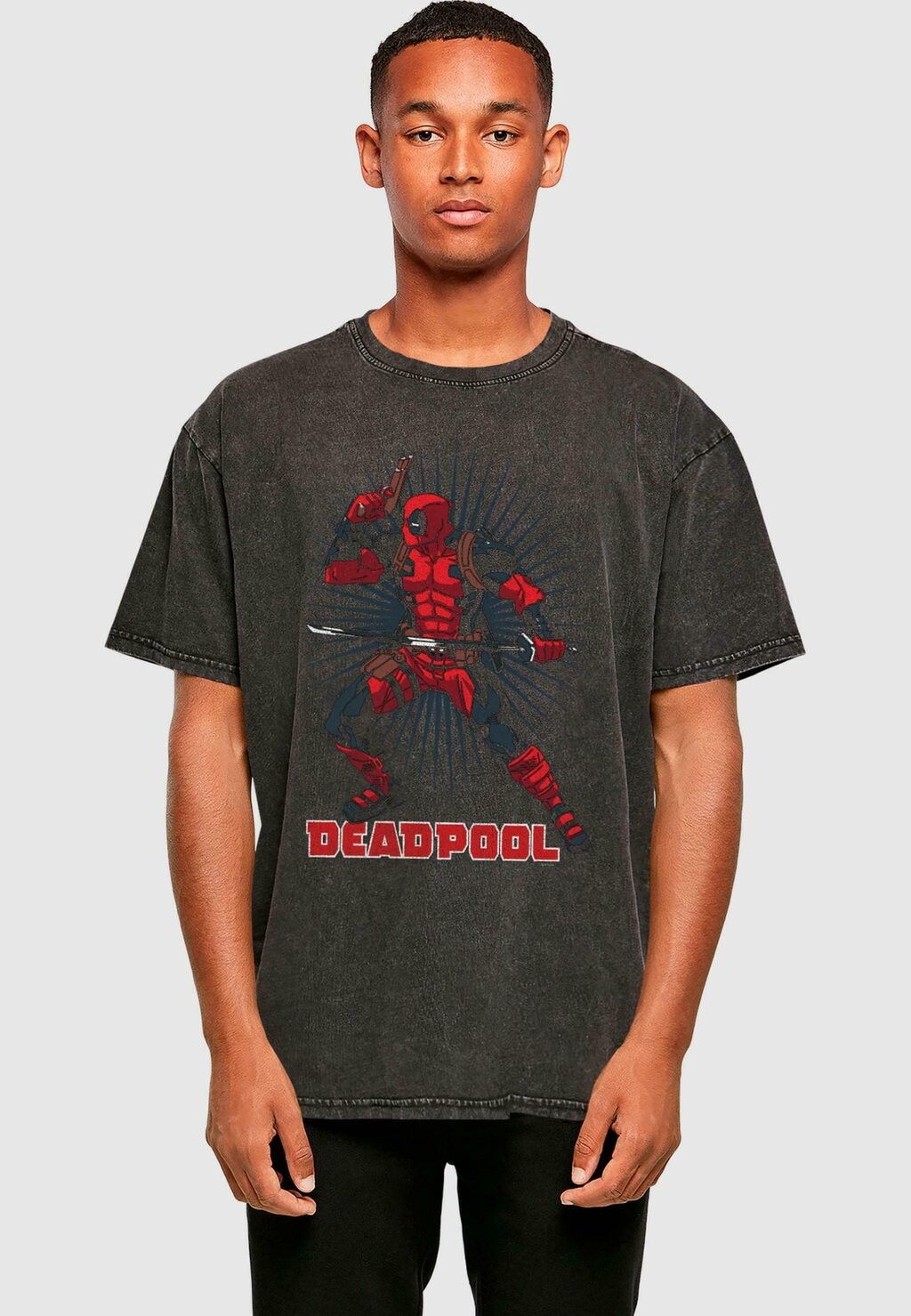 

Футболка с принтом DEADPOOL GUN SWORD BURST ACID WASHED OVERSIZE TEE ABSOLUTE CULT, черный