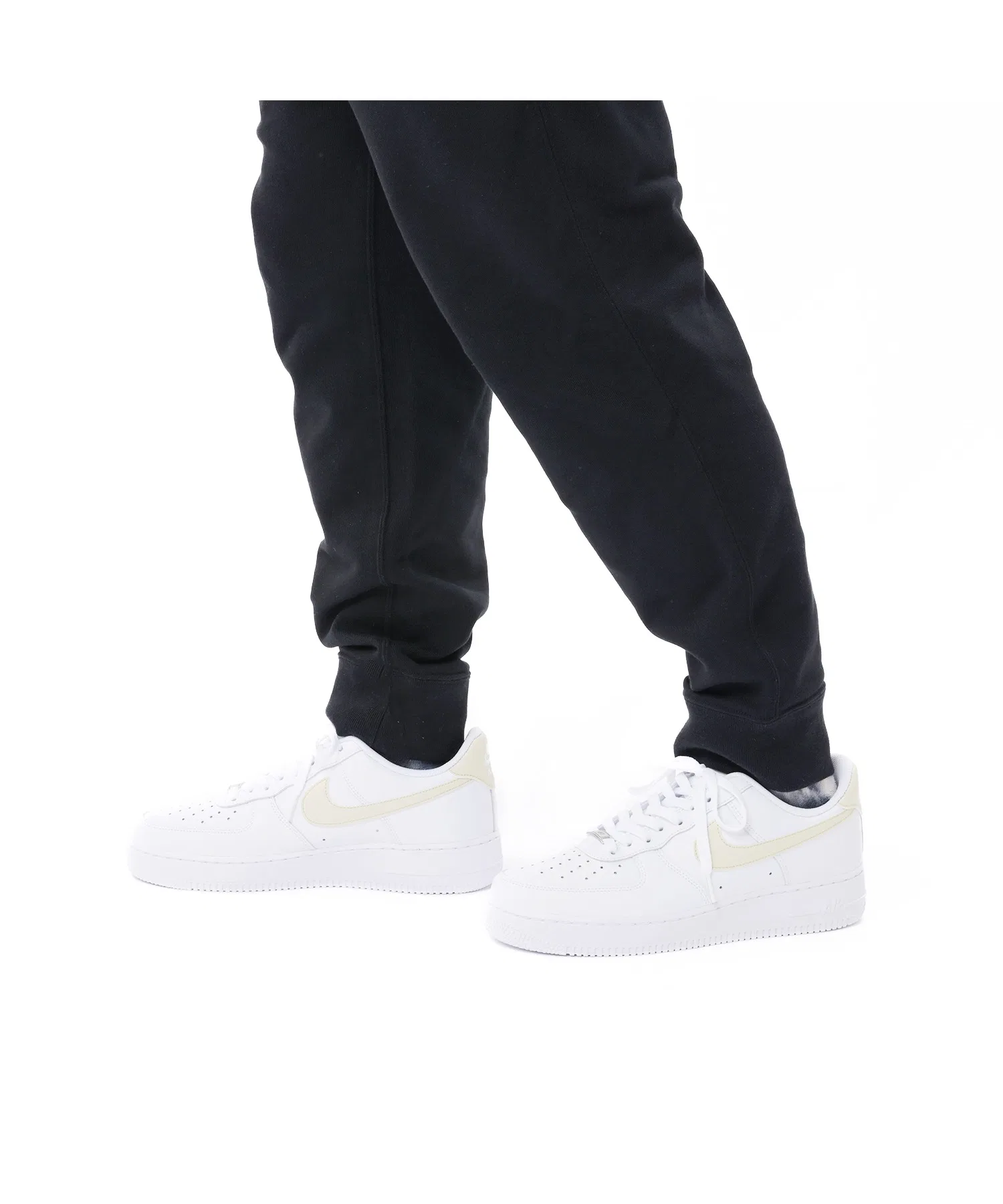 Мужские кроссовки NIKE AIR FORCE 1 из натуральной кожи белые