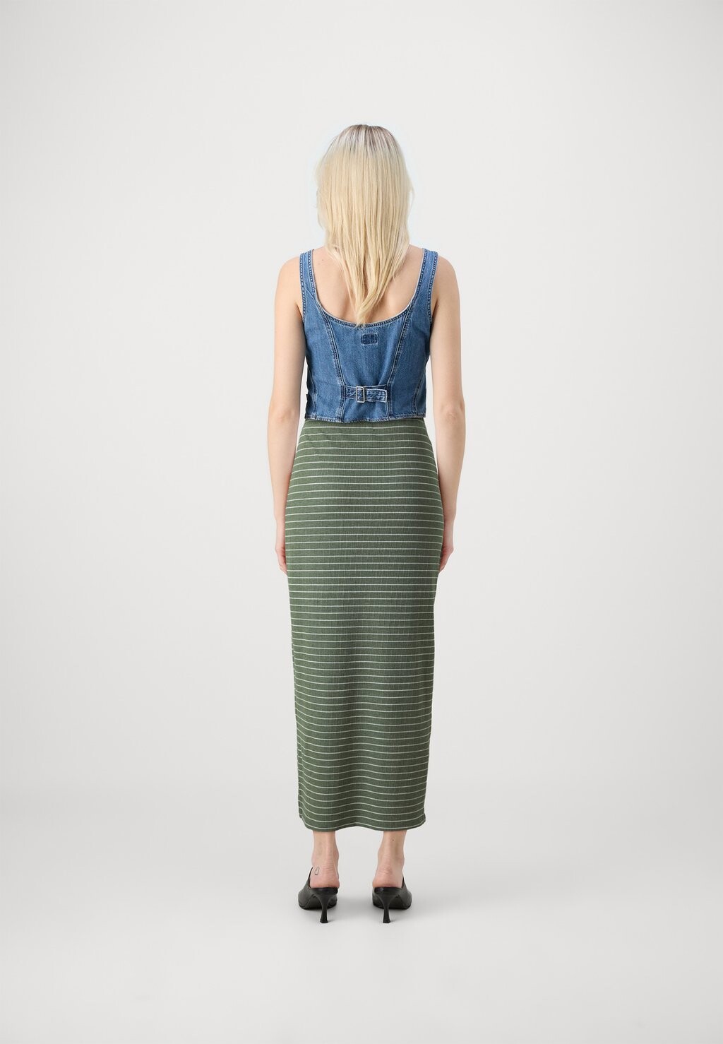 

Юбка макси Onlerica Skirt ONLY, темно-зеленый