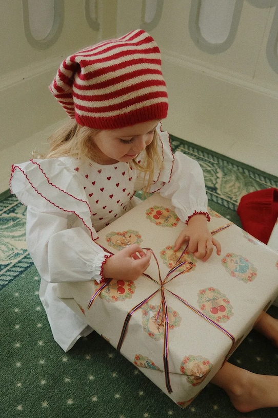 

Детская шерстяная шапка РОЖДЕСТВЕНСКАЯ ВЯЗАНАЯ ШАПКА Konges Sløjd, мультиколор