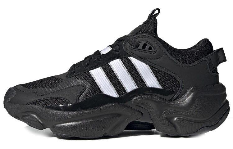 Кроссовки Adidas Originals Magmur, черный/белый