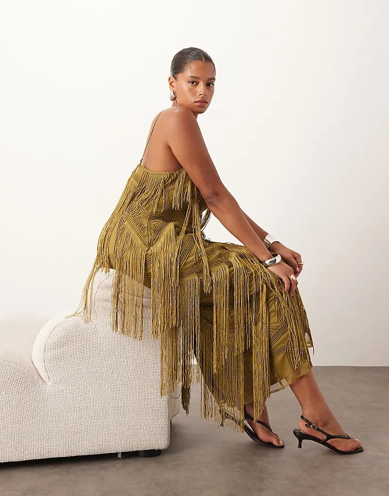 

Платье макси ARRANGE Curve с геометрической бахромой и лифом в цвете мохово-зеленый