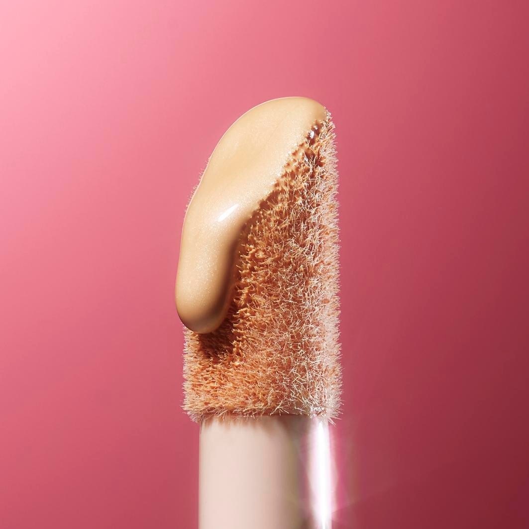 Тональный крем для лица halo glow liquid filter Elf Cosmetics, 5 - medium/tan, объем 31.5 мл — фото 4