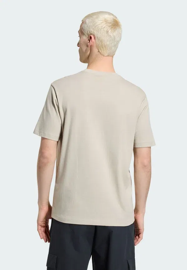 Футболка Adidas Originals Loo31 basic t-shirt, цвет хаки — фото 2