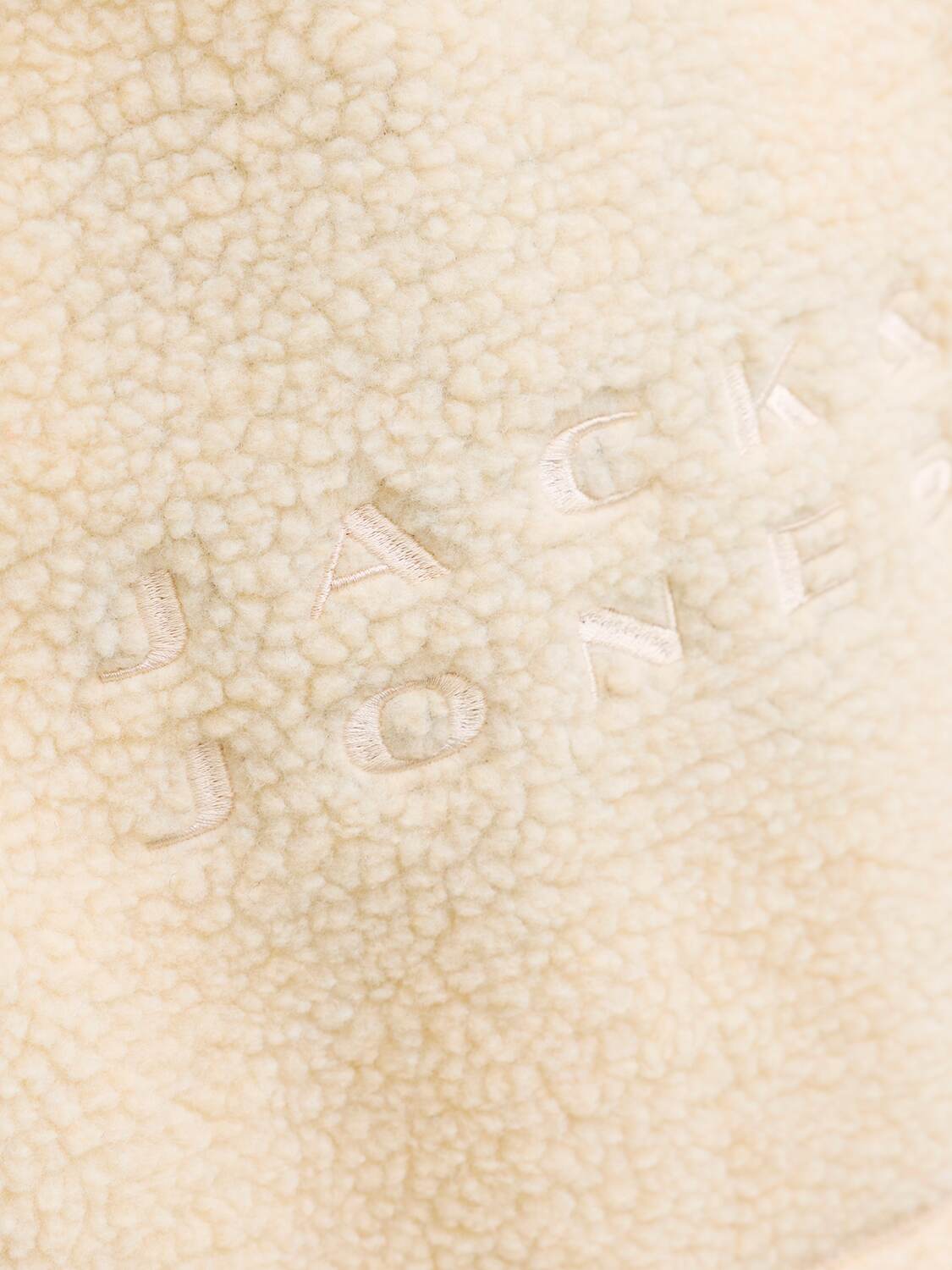 Jack & Jones Junior Свитер 'JCOFlare' в бежевом цвете — фото 2