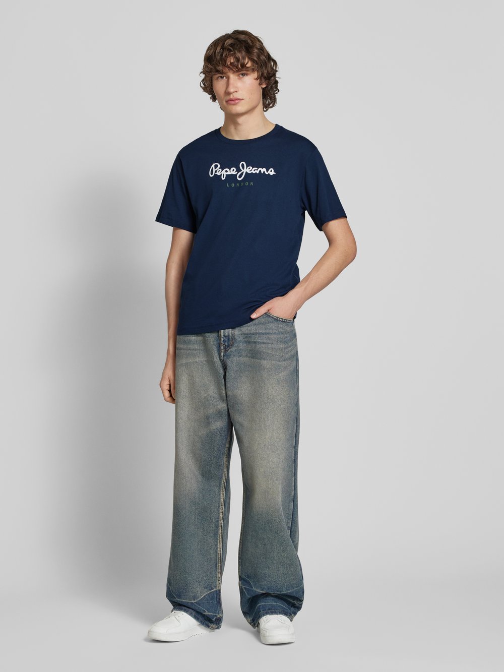 

Футболка с этикеткой Pepe Jeans, темно-синий