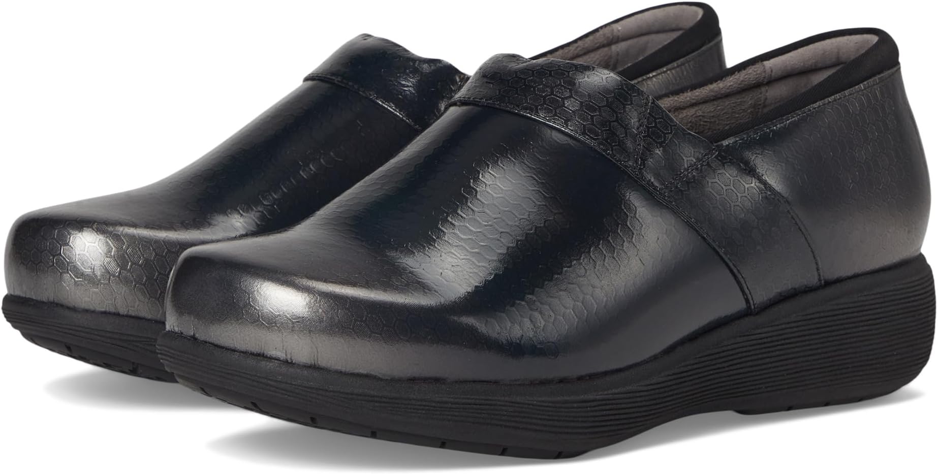 Сабо SoftWalk Meredith Sport, цвет Black Embossed Patent