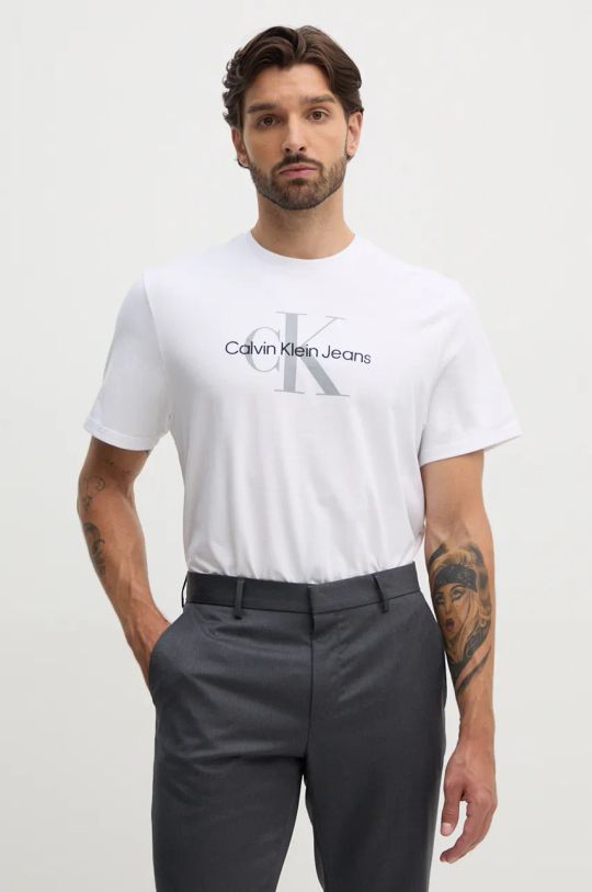 

Хлопковая футболка Calvin Klein Jeans, белый