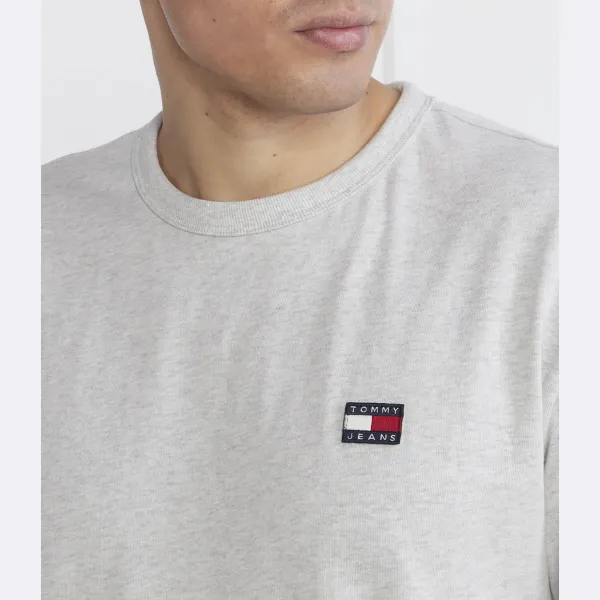 Футболка классического кроя со значком Tommy Hilfiger, серый — фото 4