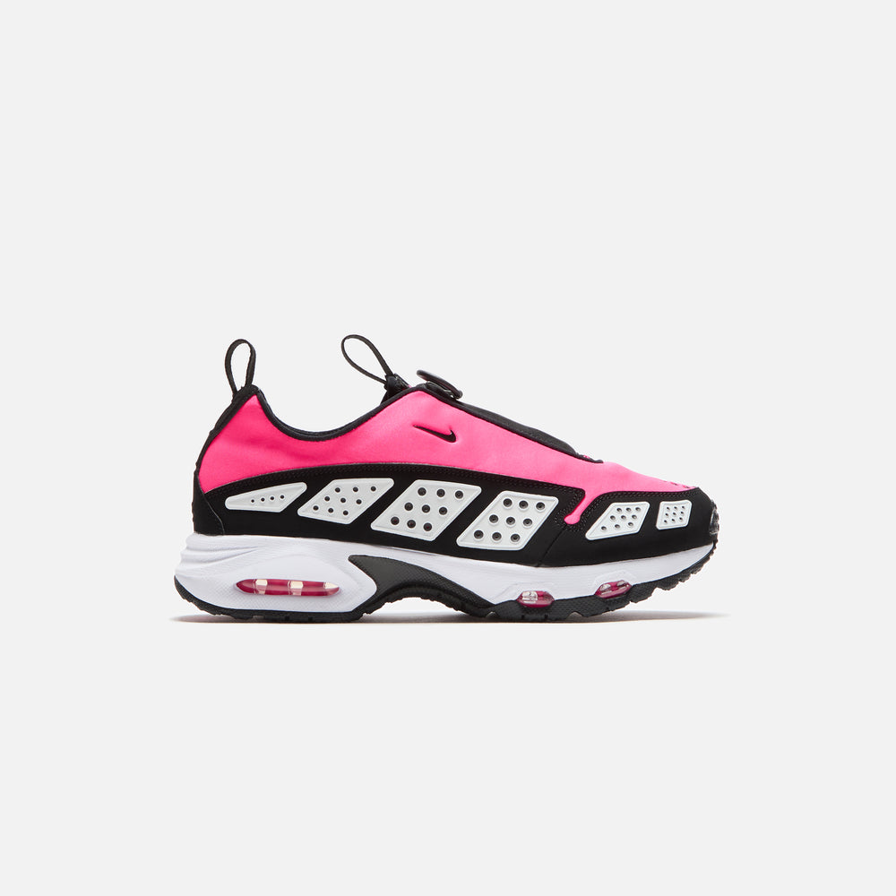 

Кроссовки Nike WMNS Air Max SNDR, цвет Hyper Pink/White/Black