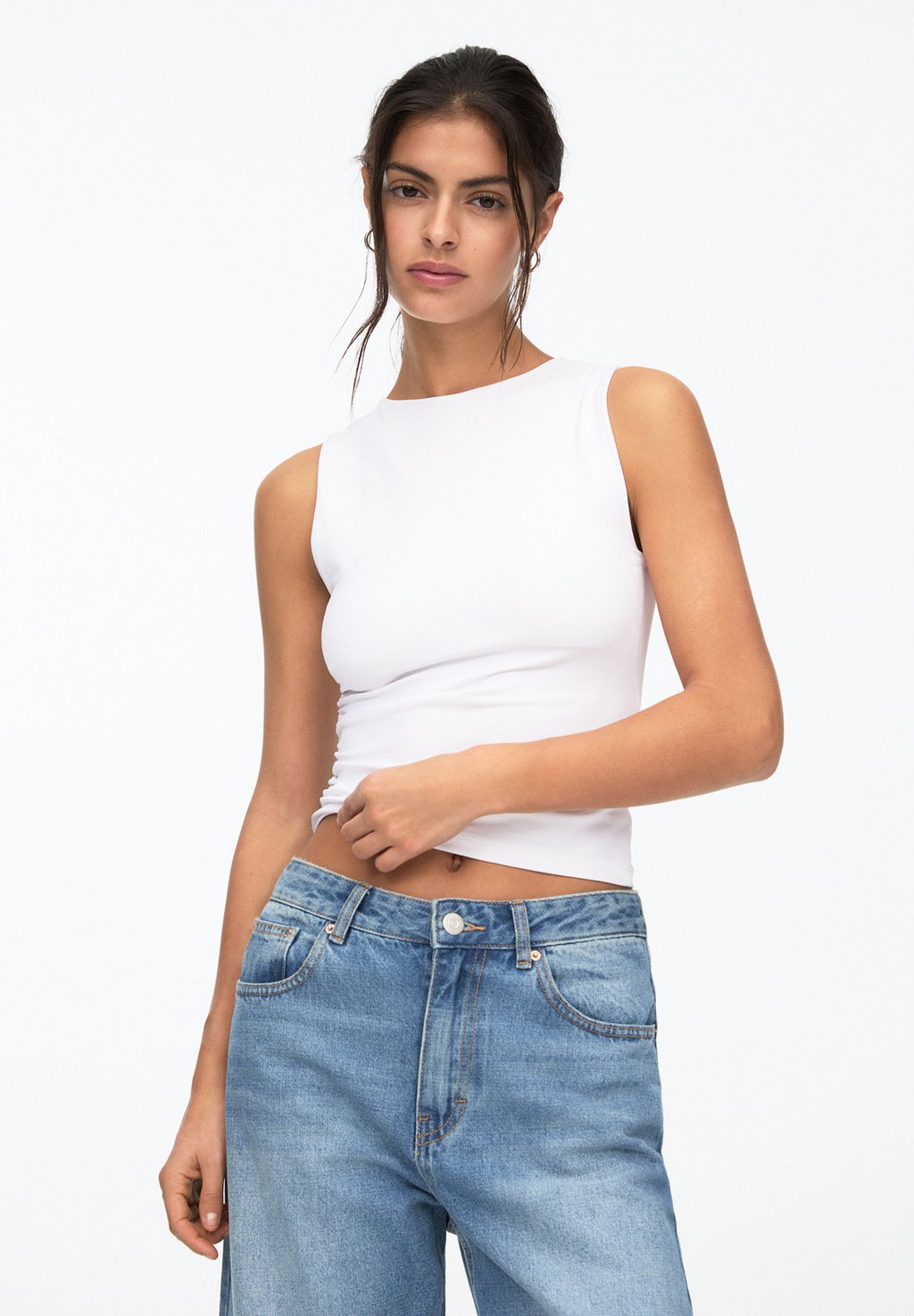 

Топ SLEEVELESS PULL&BEAR, белый