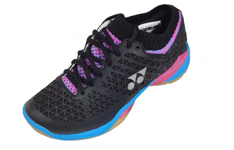 

Кроссовки для бадминтона женские низкие черные Yonex