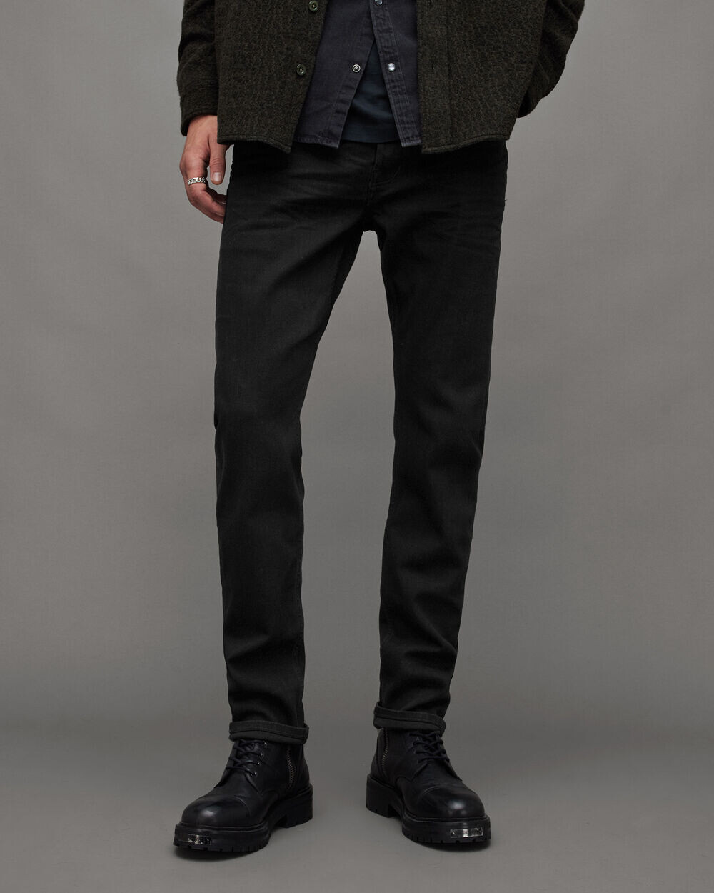 

Джинсы Rex Slim Fit из мягкого эластичного денима AllSaints, черный как смоль