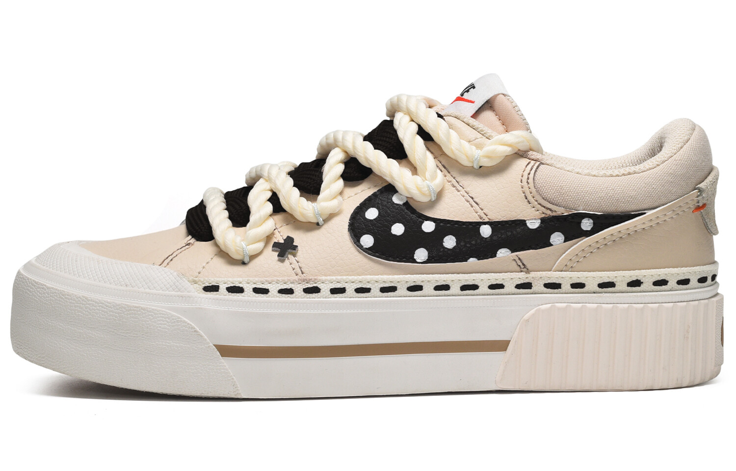 Женские кроссовки для скейтбординга Nike Court Legacy, Beige/Brown
