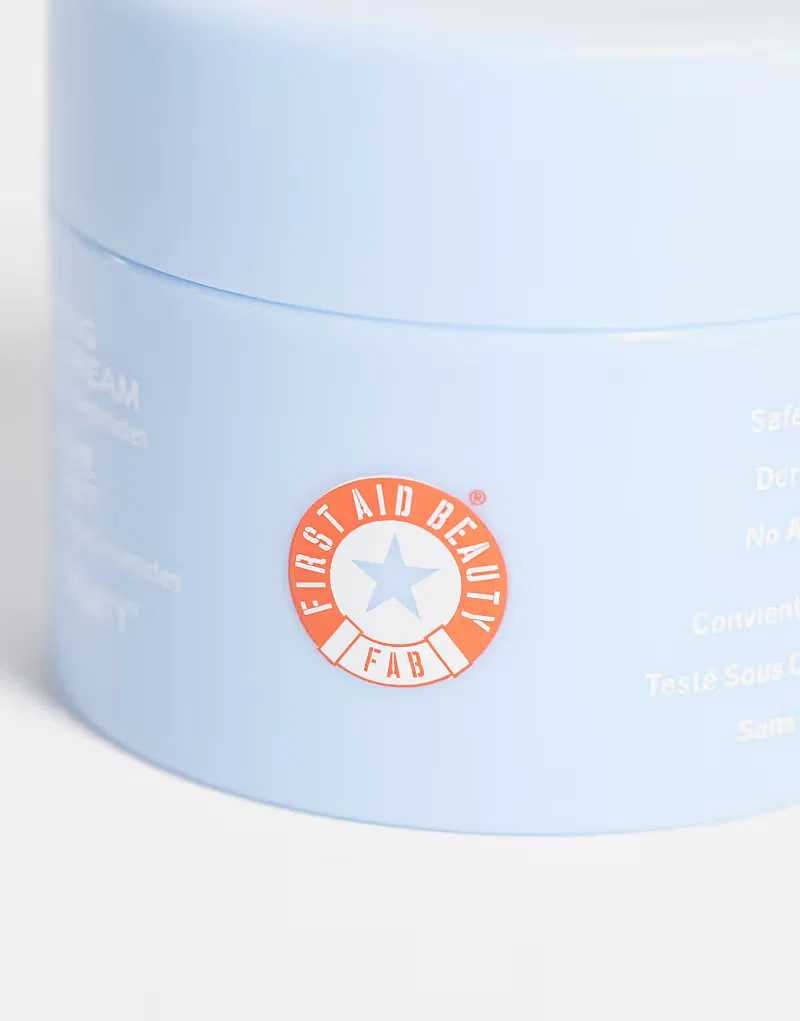 Крем для лица First Aid Beauty — Увлажняющий -гель Ultra Repair Hydrating Dewy Gel Cream, 52 мл — фото 4