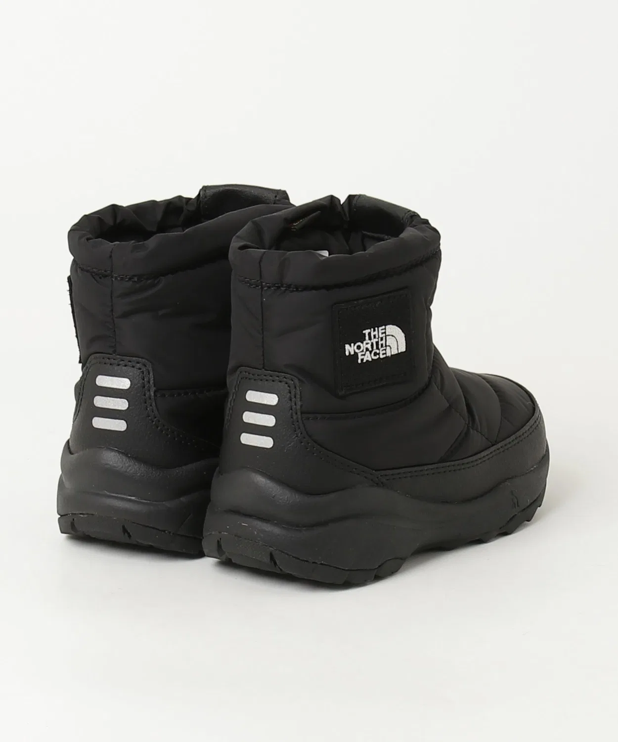 Детские зимние короткие ботинки Nuptse Bootie Logo Short The North Face чёрные — фото 2