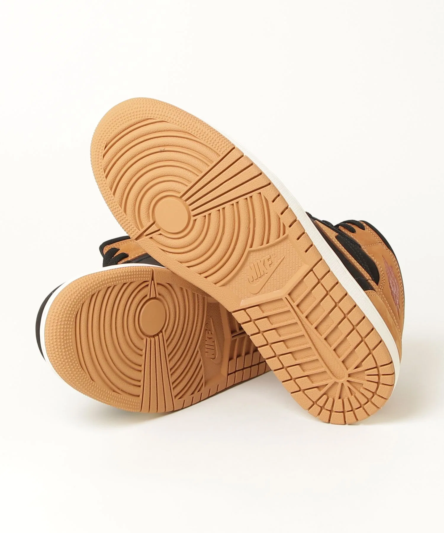 Мужские кроссовки JORDAN BRAND AIR JORDAN 1 MID SE — фото 3