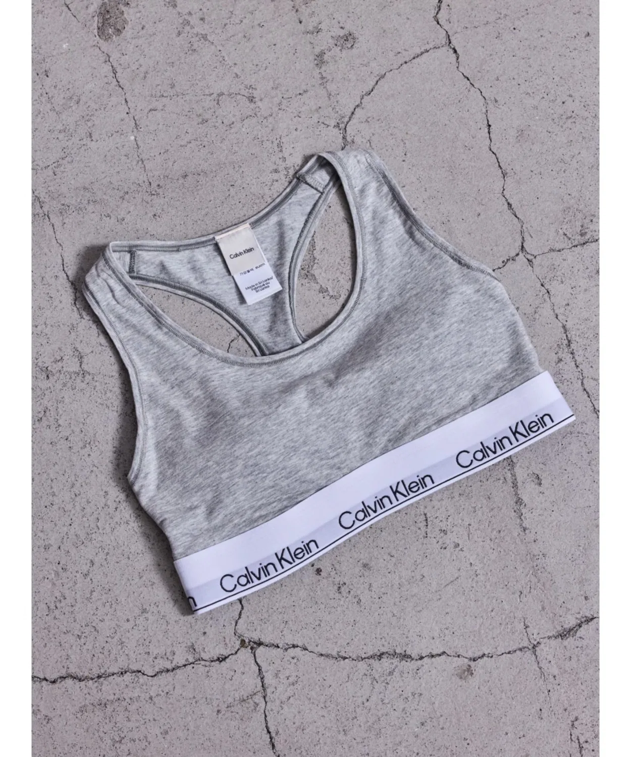 Бралетт спортивный Calvin Klein серый