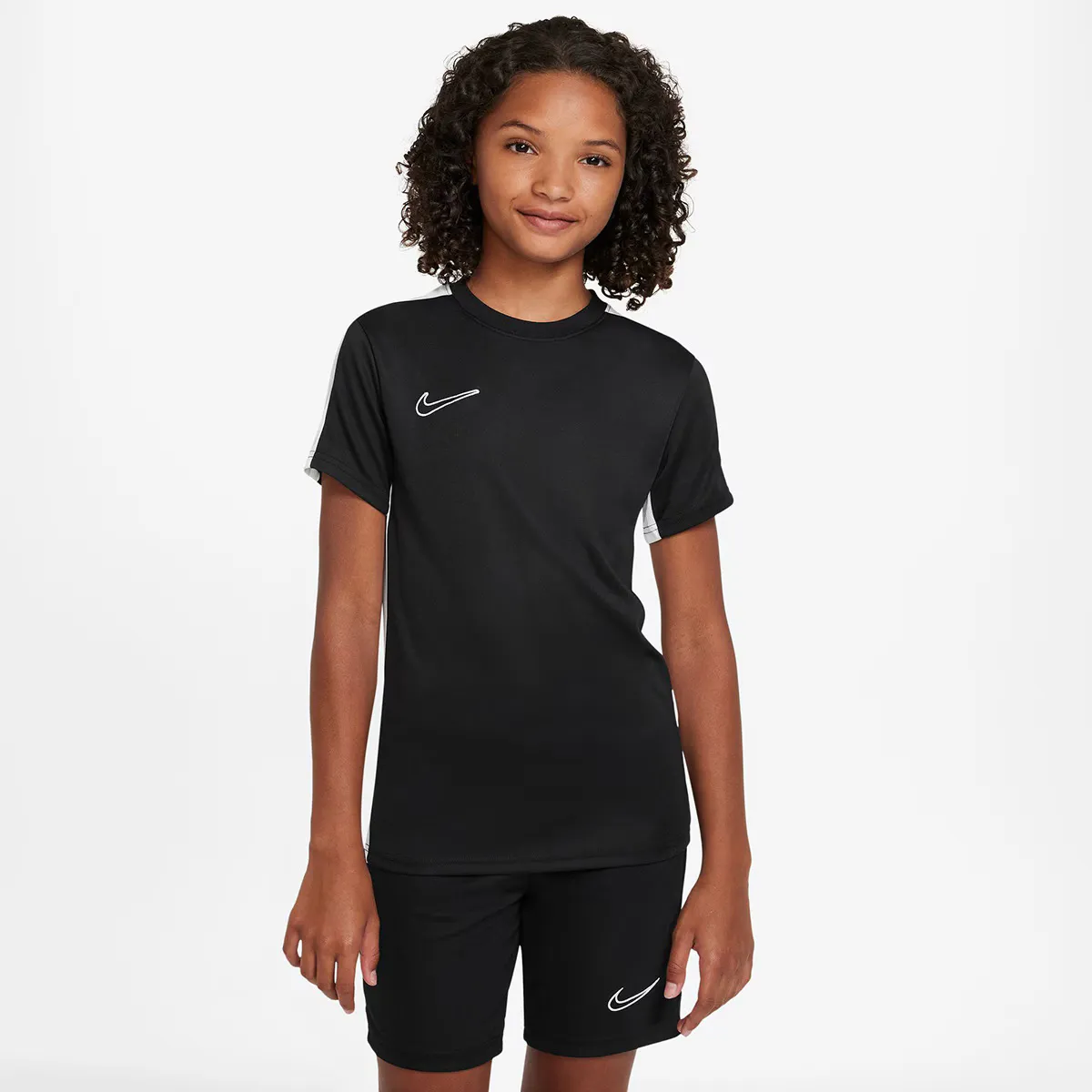 

Dri-FIT Academy23 Детская футболка Nike, чёрный