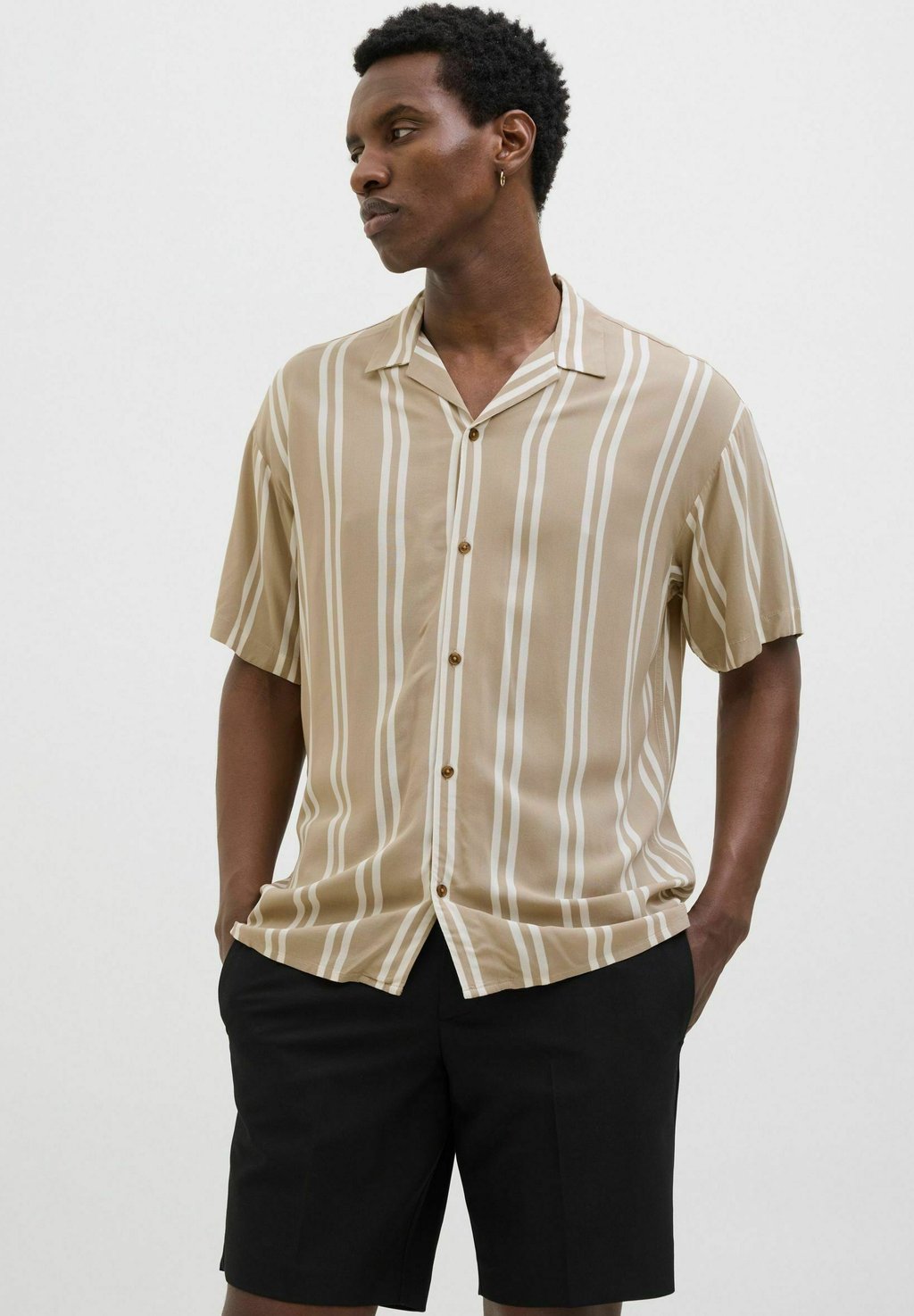 

Рубашка JJEJEFF STRIPE RESORT SS SN Jack & Jones, бежевый