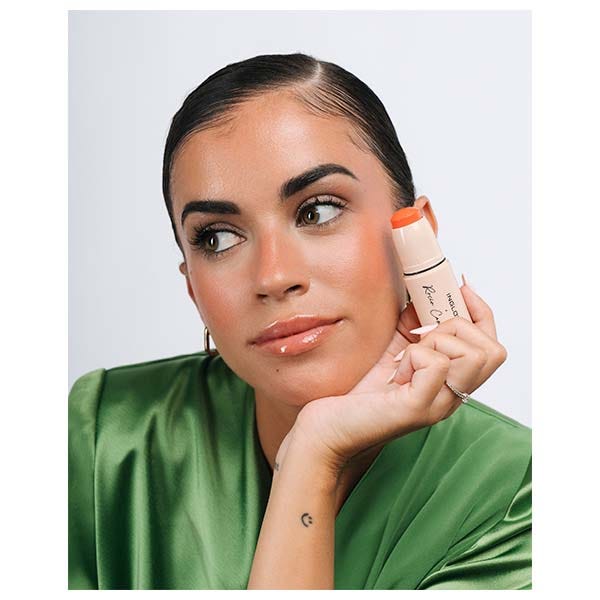 Румяна в стике с естественным финишем. INGLOT Power Blush Vibrant Coral 216 — фото 3