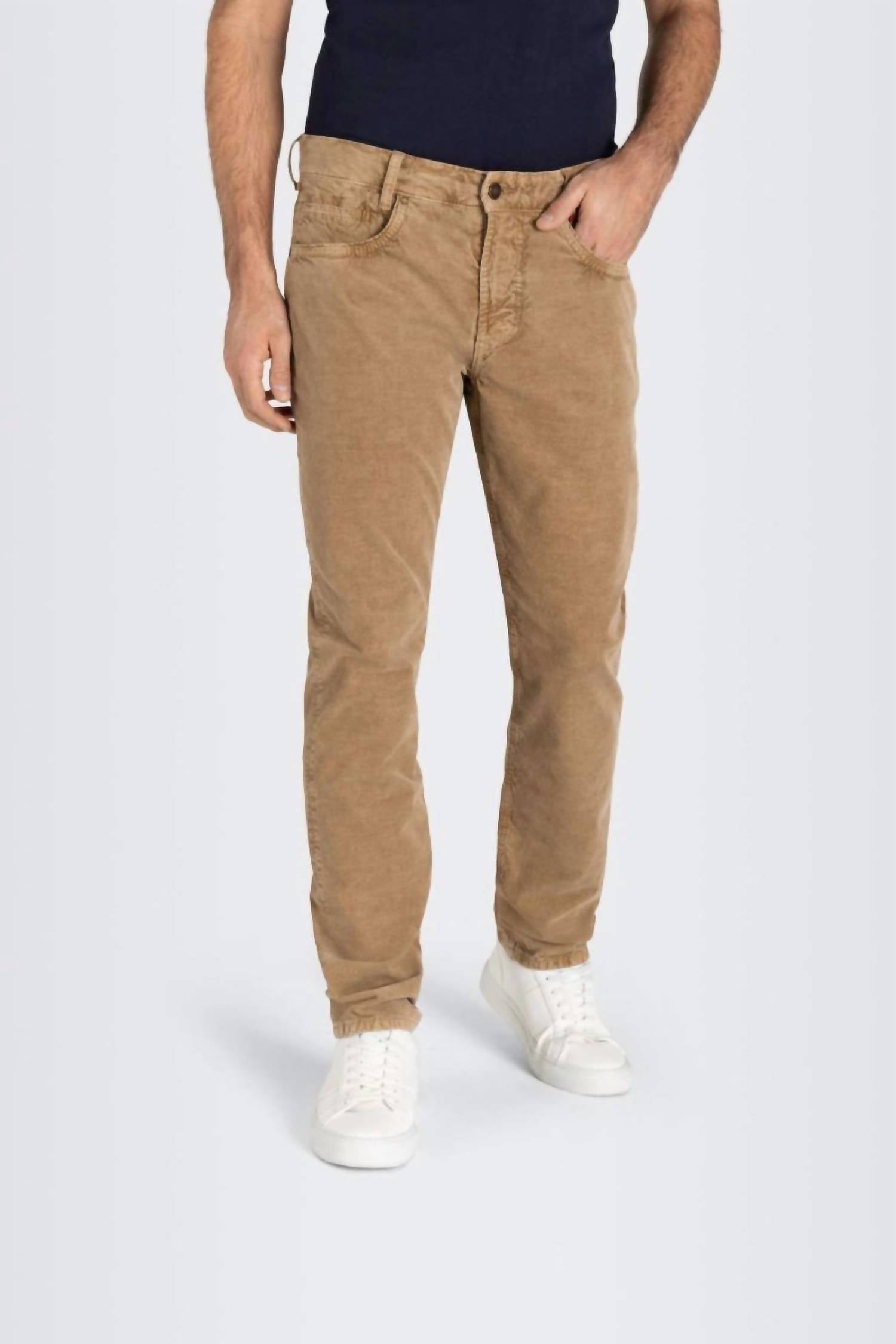 

Брюки Arne Pipe Corduroys в цвете «Toffee Brown» MAC Jeans