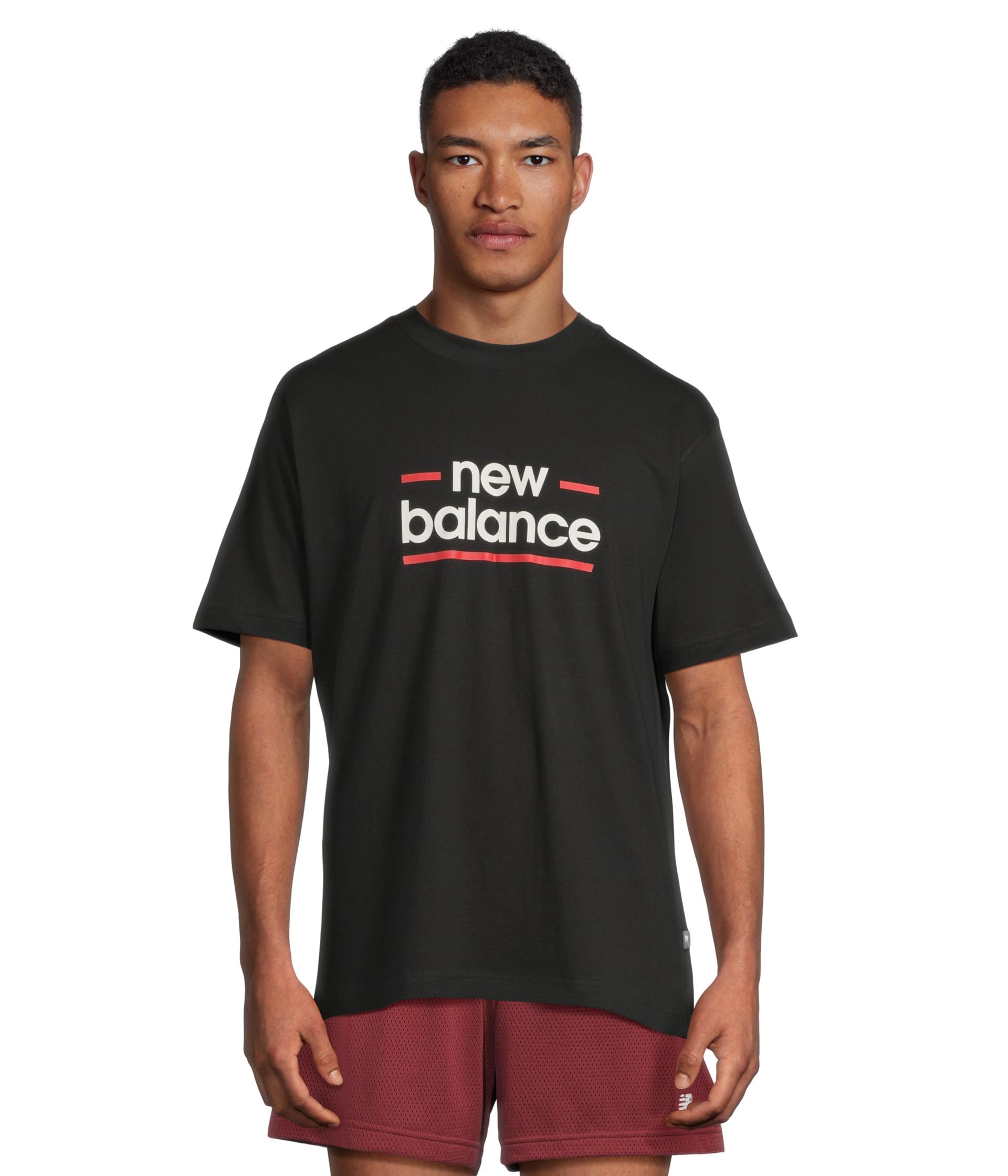 

Футболка New Balance Linear Lines T-shirt, черный