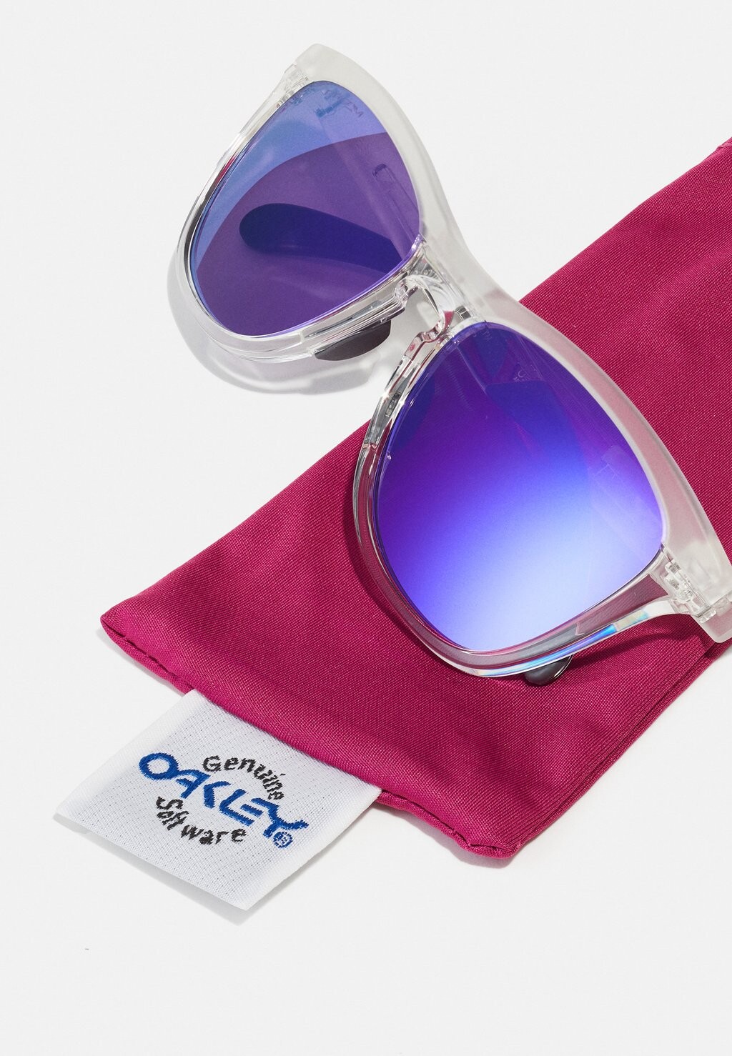 

Солнцезащитные очки Frogskins Range Unisex Oakley, белые