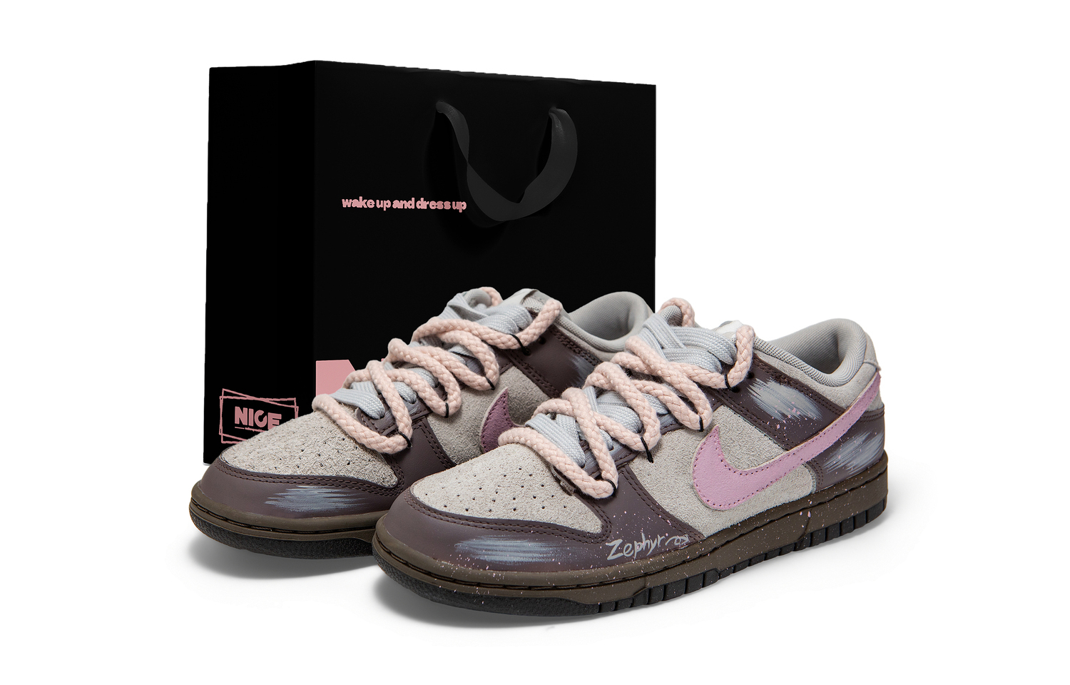 

Nike Dunk Leather Abrasion Resistant Low top Skateboard Shoes Unisex Brown Gray