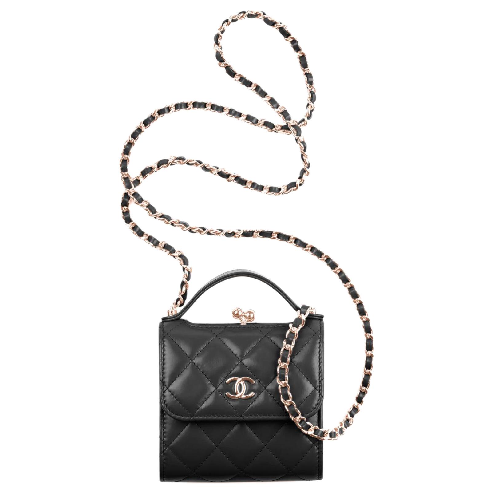 

CHANEL Металлическая кожаная сумка через плечо маленькая женская черная