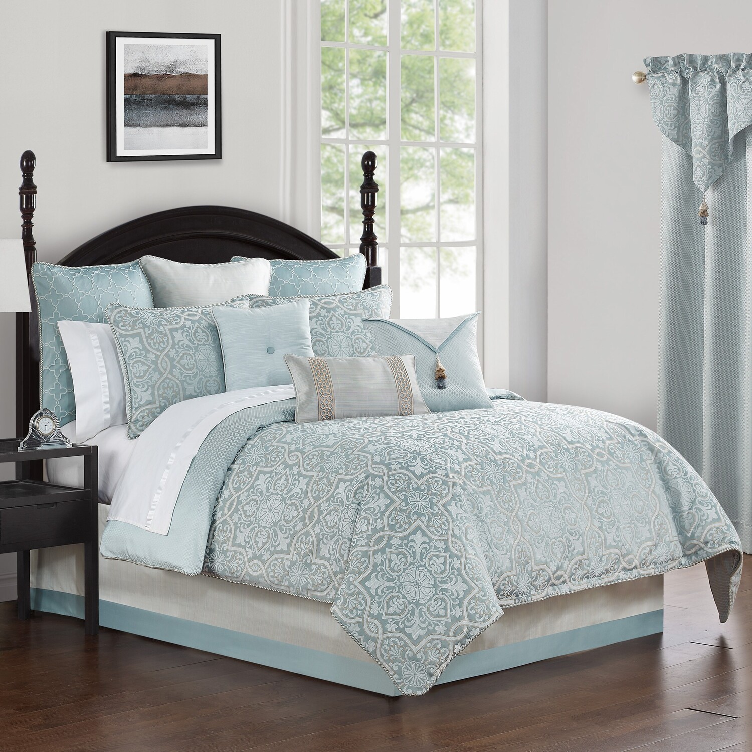 

Комплект постельного белья Waterford Fine Linens Arezzo, синий