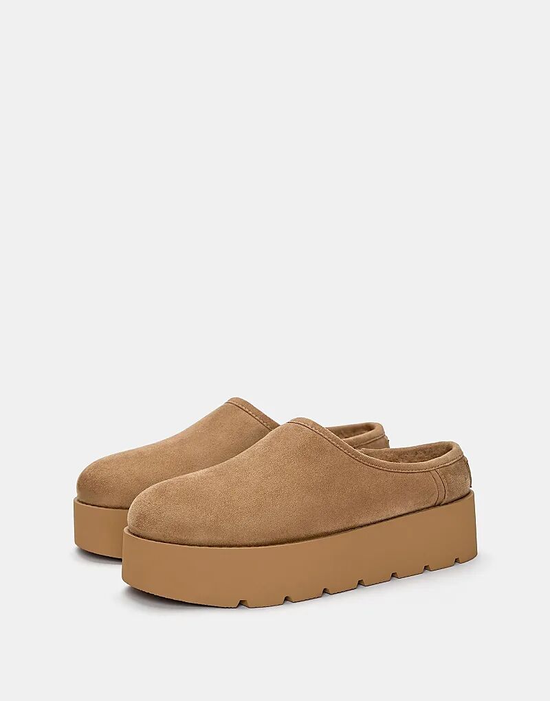 Сабо Pull&Bear на каблуке Block из искусственного меха бежевого цвета