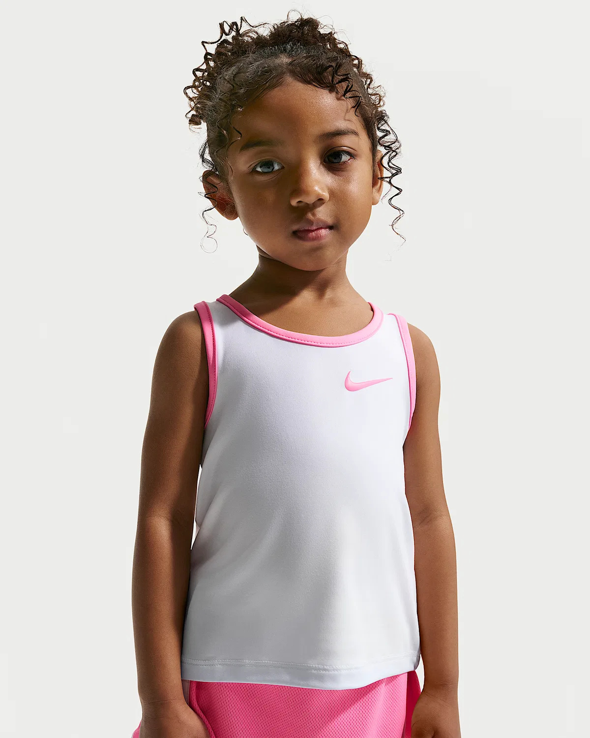 Детский набор из двух предметов Dri-FIT Colorblocked Scooter Set Nike, Pink Glow — фото 2