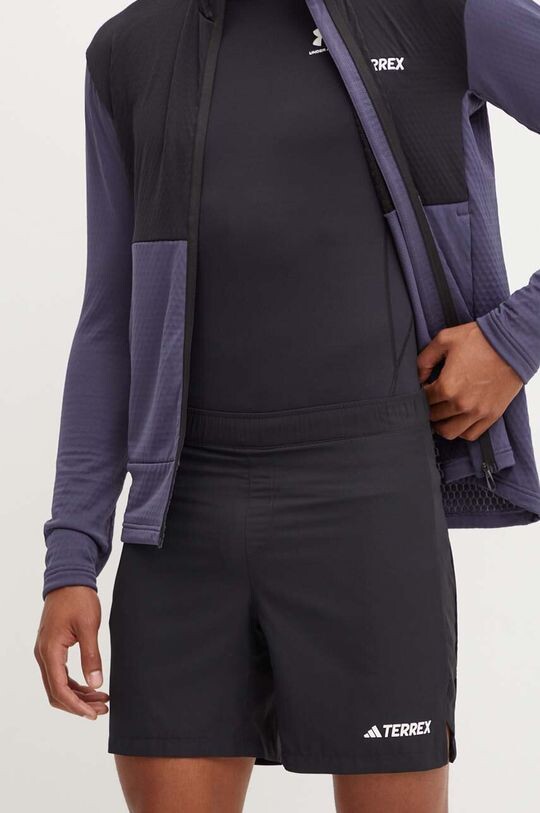 

Мультиспортивные шорты adidas Terrex, черный