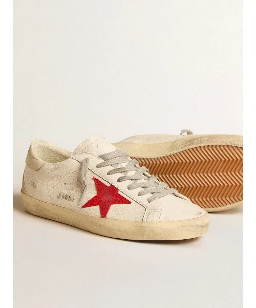 Мужские кроссовки из натуральной кожи Golden Goose Super-Star с красной звездой и белым верхом — фото 4
