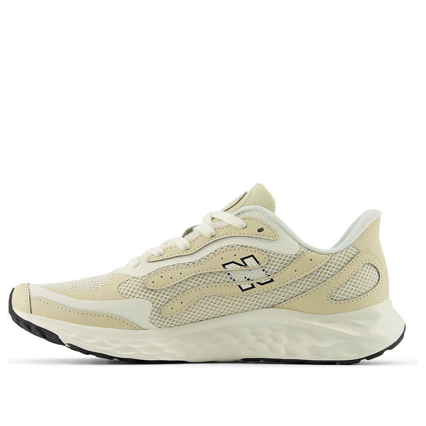 

Кроссовки свежая пена arishi v4 New Balance, бежевый