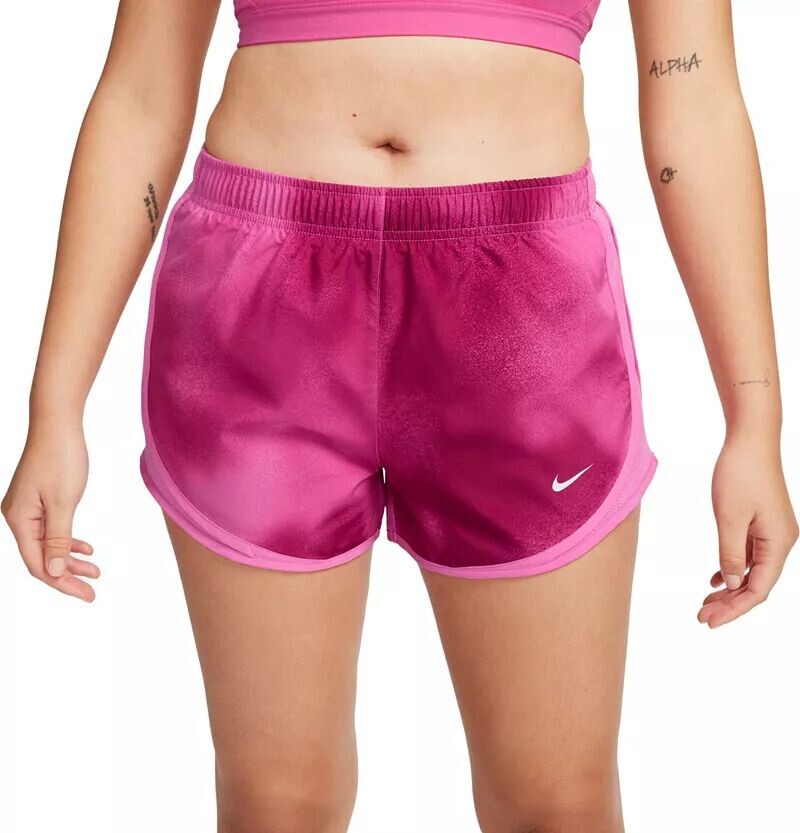 

Женские беговые шорты с принтом Nike Dri-FIT Tempo