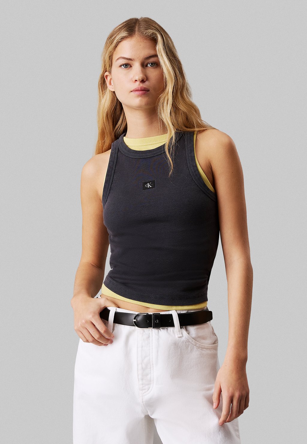 

Топ SLIM RIBBED Calvin Klein Jeans, черный