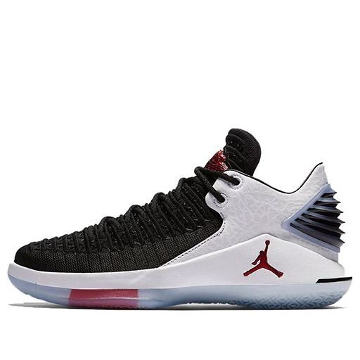 

Кроссовки 32 low bg Air Jordan, черный